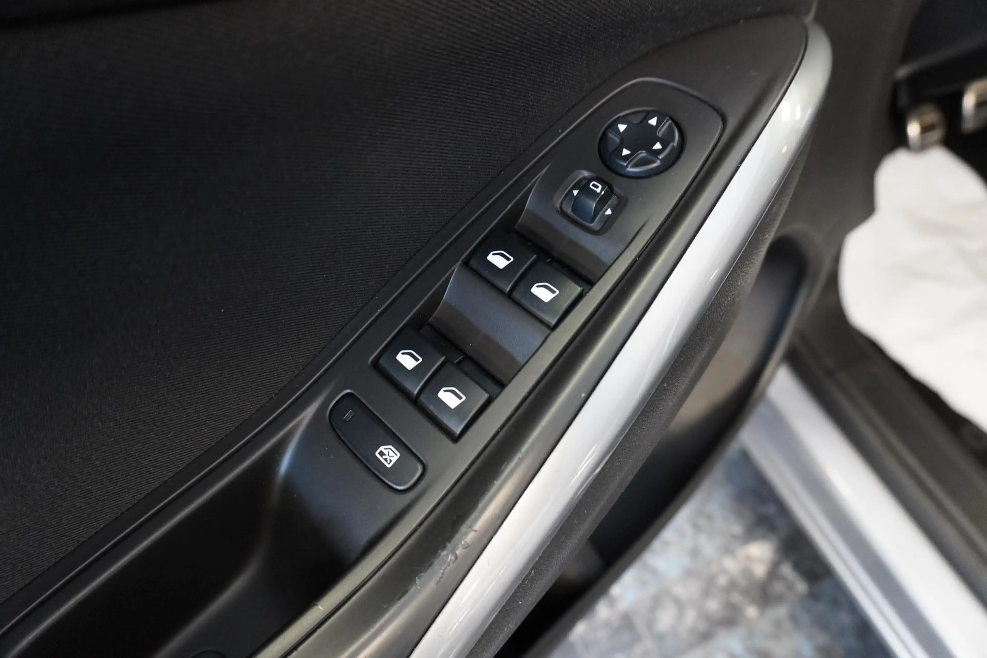 Opel Grandland X Edition/Klimaauto/Aluräder/SHZ — photo 13