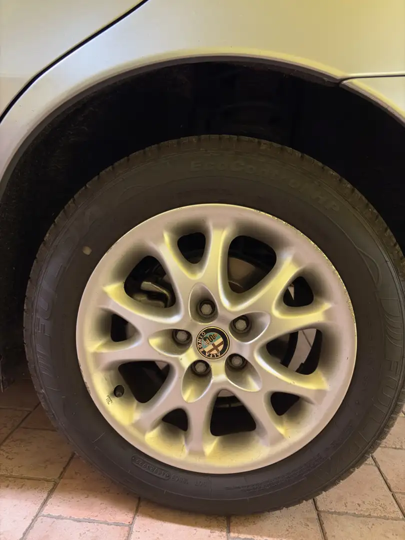 Alfa Romeo 147 5p 1.9 jtd mjt Distinctive 140cv - 1