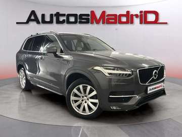 D5 Momentum AWD 225 Aut.