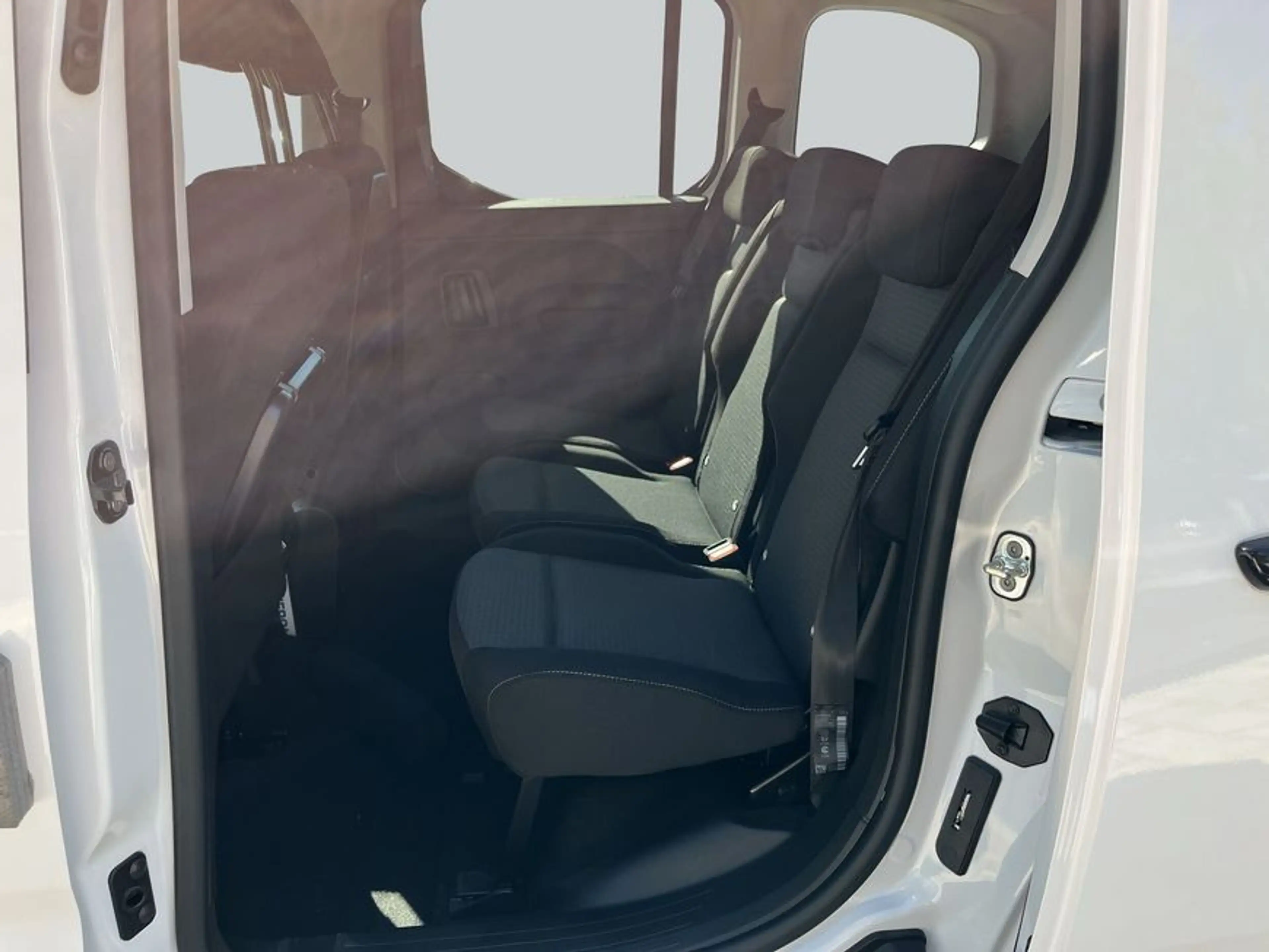 Toyota Proace City Proace City Verso 1.5 D-4D L1 Aut Teamplayer — photo 11