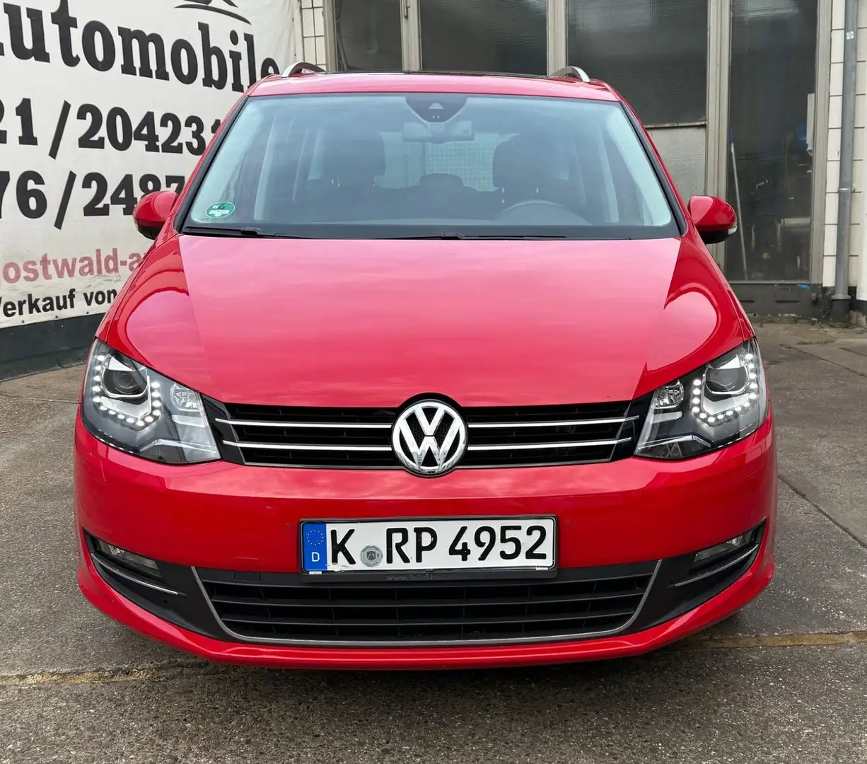 Volkswagen Sharan 2.0 TDI DSG Highl. LEDER/PANO/KAMERA/LED Rot - 2