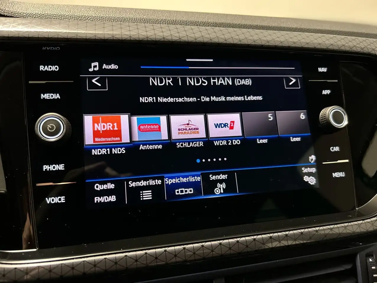 Volkswagen T-Cross 1.5 TSI DSG Style CarPlay ACC LED Navi 10