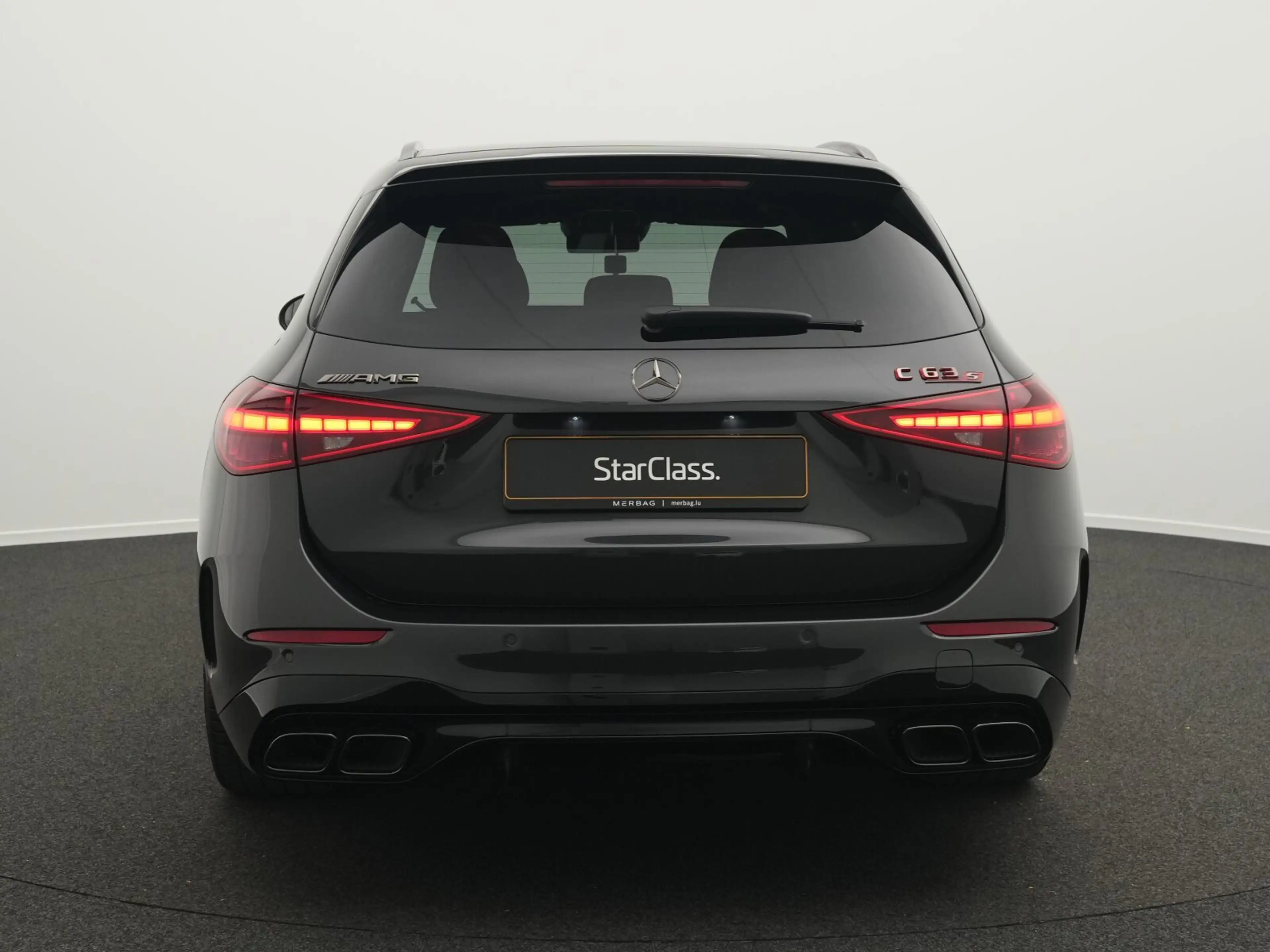 Mercedes-Benz C 63 AMG C 63 AMG T. S E-PERF Digital+Pano+AHK+Night+Burm — photo 4