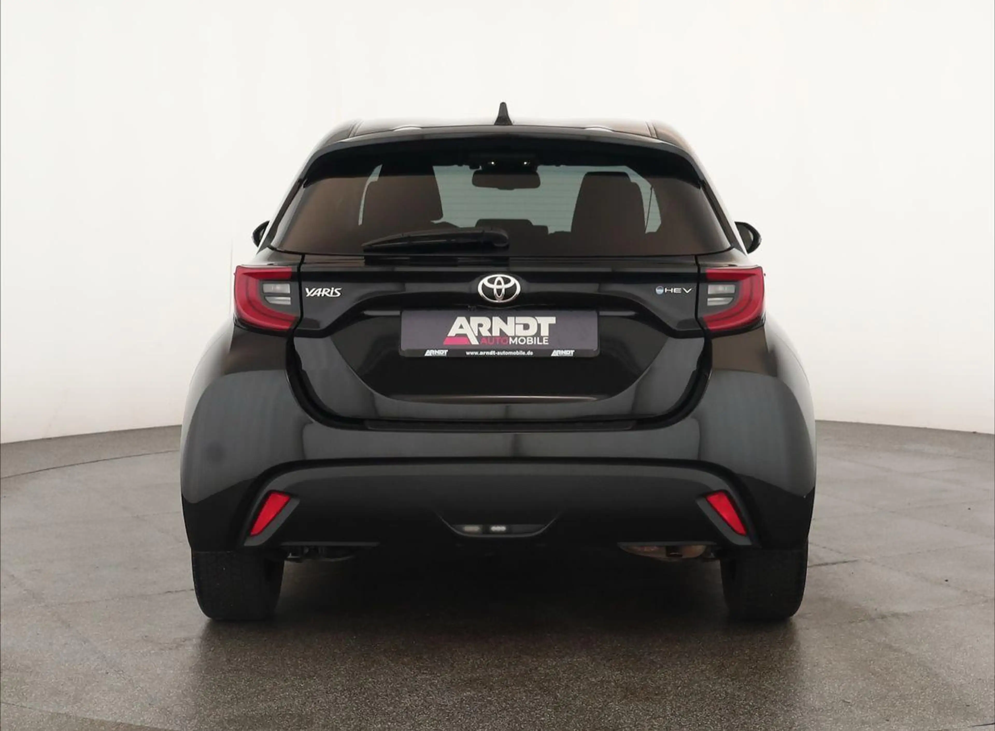 Toyota Yaris Hybrid 116 Teamplayer LED App SHZ Key Kam — photo 6