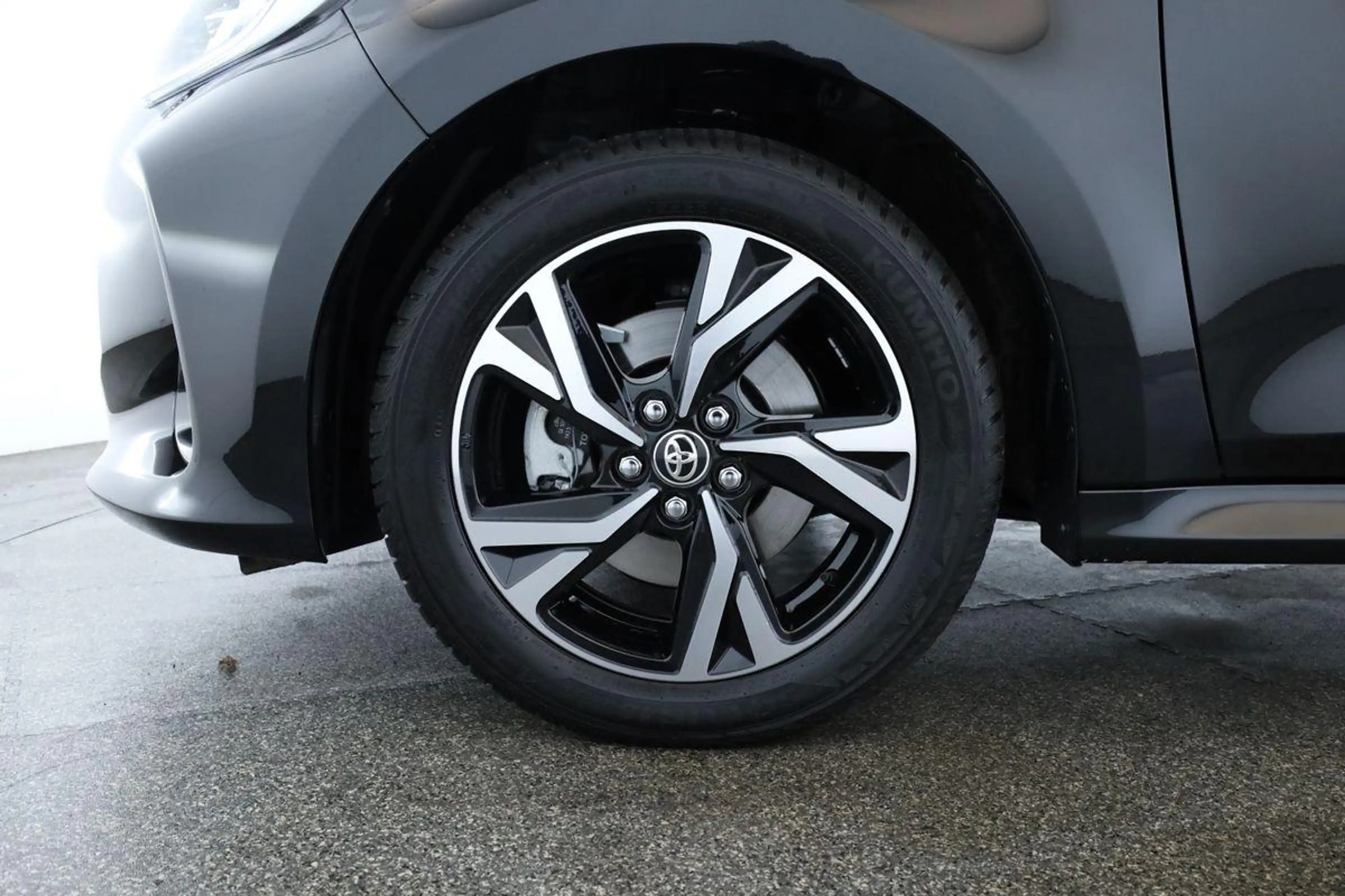Toyota Yaris Hybrid 116 Teamplayer LED App SHZ Key Kam — photo 7