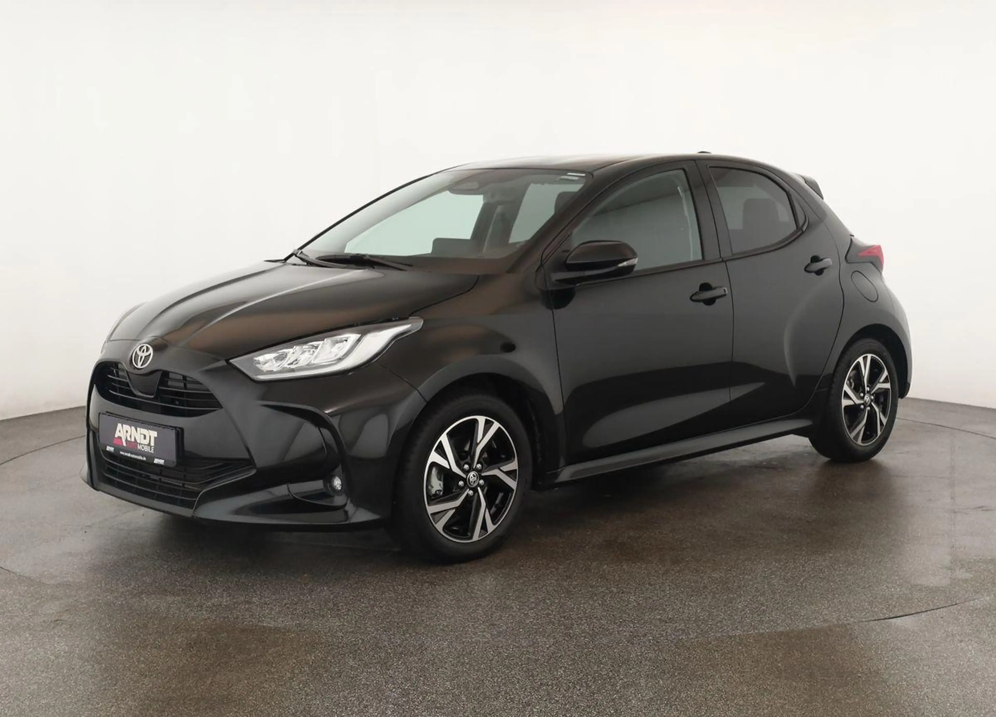 Toyota Yaris Hybrid 116 Teamplayer LED App SHZ Key Kam — photo 2