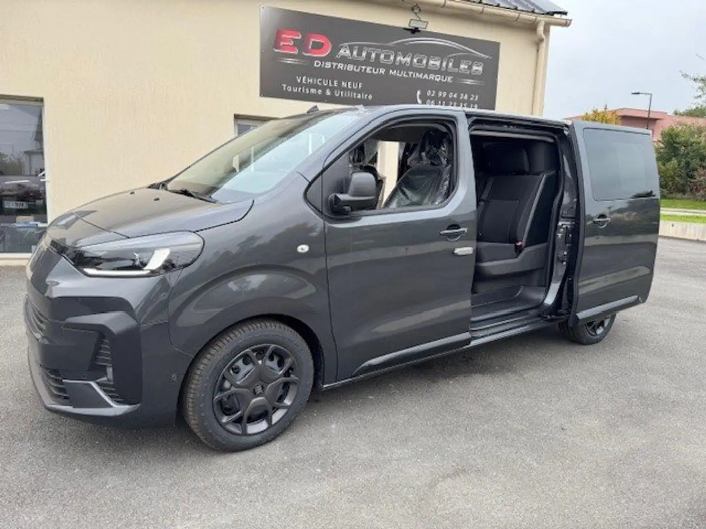 Fiat Scudo CABINE APPRO BLUEHDI 180XL EAT8 PRO LOUNGE CONNECT Gris - 1