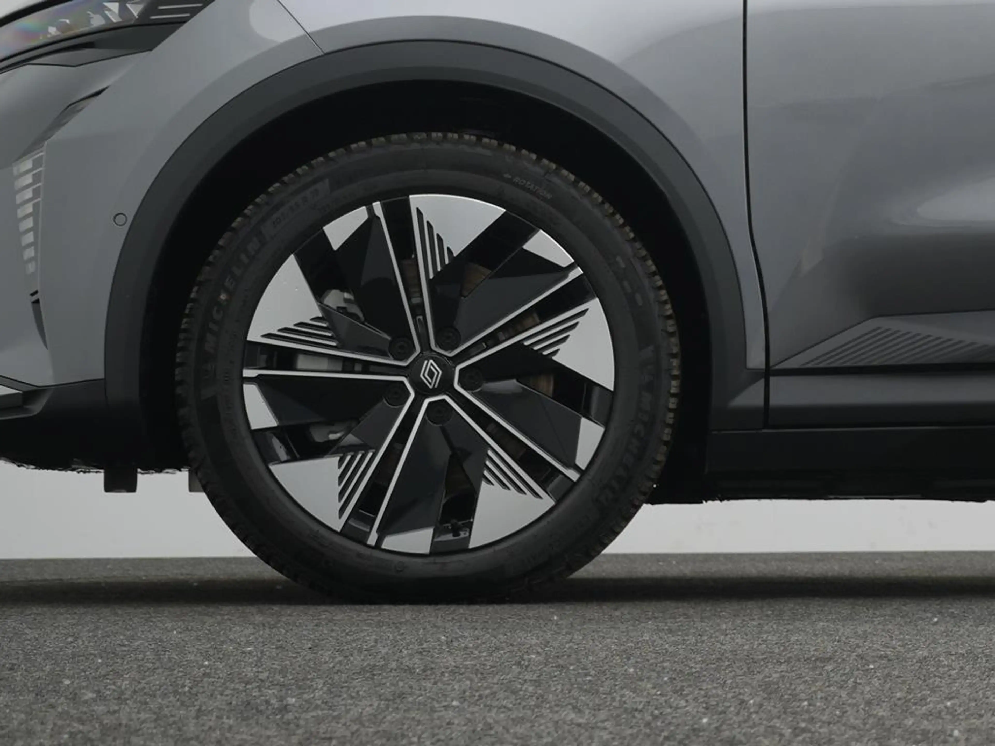 Renault Scenic 100% ele Techno 170 Comfort Range — photo 9