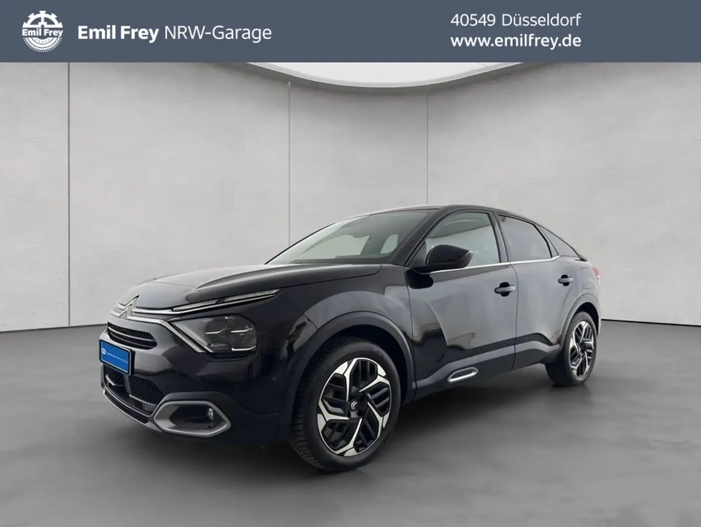 Citroen C4 PureTech 130 EAT8 SHINE PANO+LED+NAVI+PDC Zwart - 1