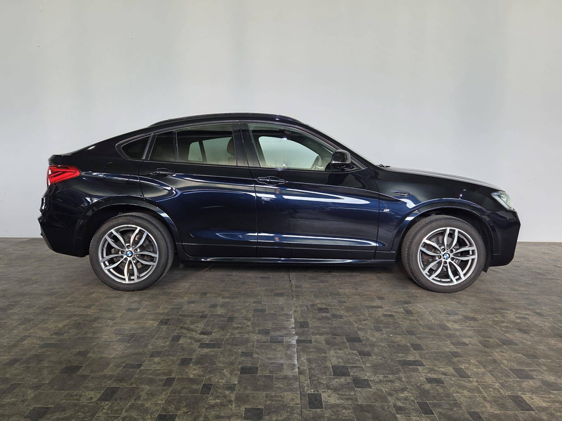 BMW X4 xDrive 28 i M Sportpaket, LED, AHK, HUD, Leder
