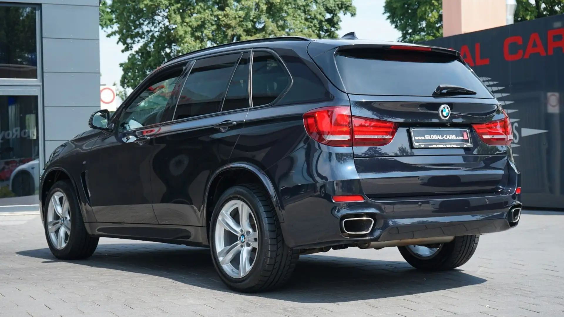 BMW X5 30 D xDRIVE*M-SPORTPAKET*DVD FOND*PANO*HUD* Schwarz - 2