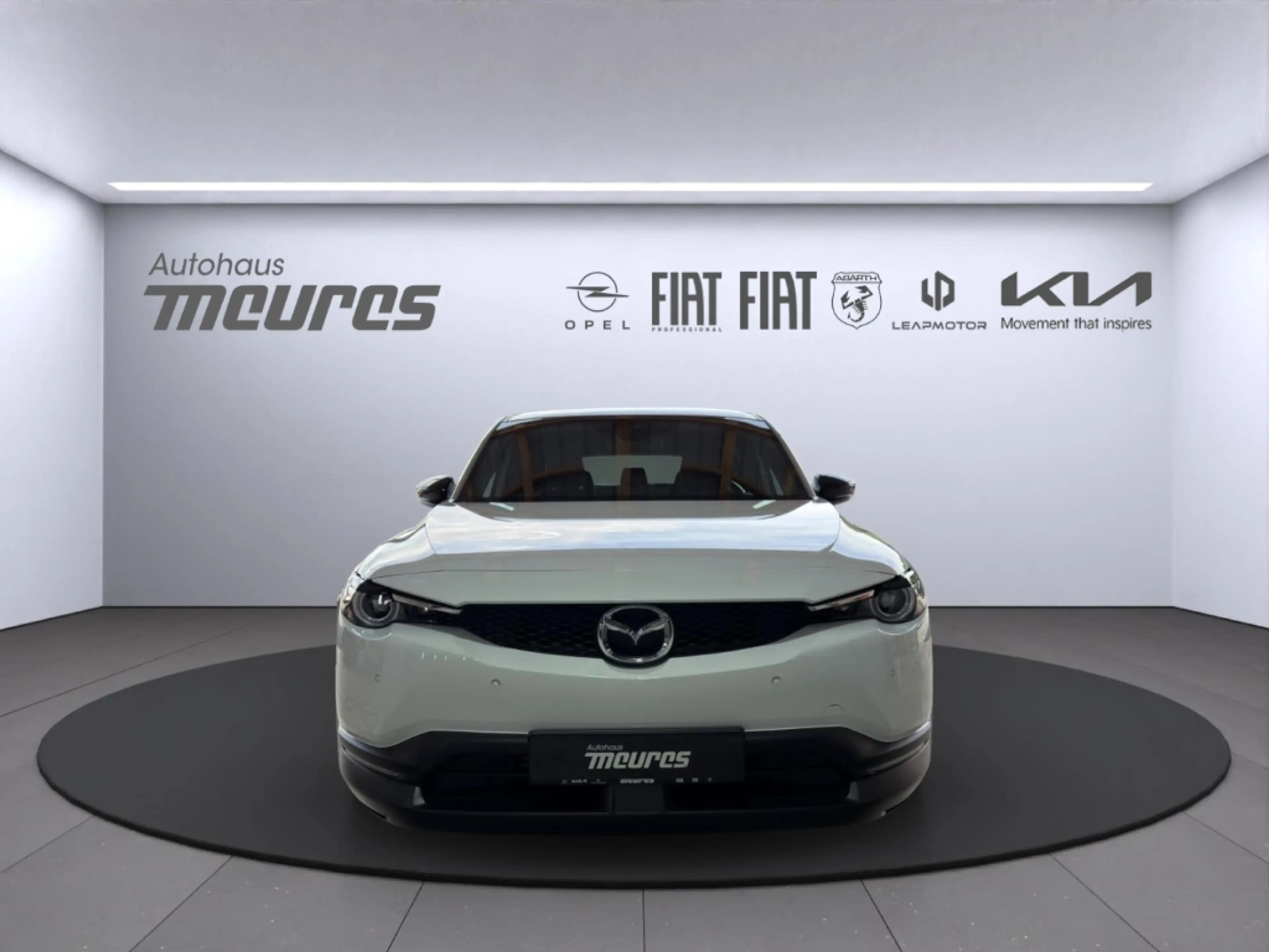 Mazda MX-30 Ad'vantage e-SKYACTIV HUD Navi e-Sitze Allwetterre — photo 6