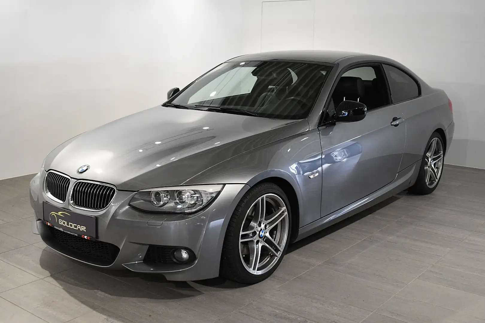 BMW 320 d Coupé Österreich-Paket Gris - 2