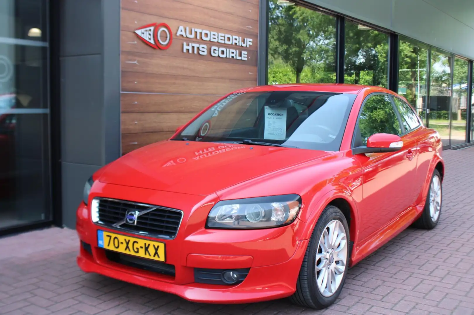 Volvo C30 1.6 Momentum Roşu - 1