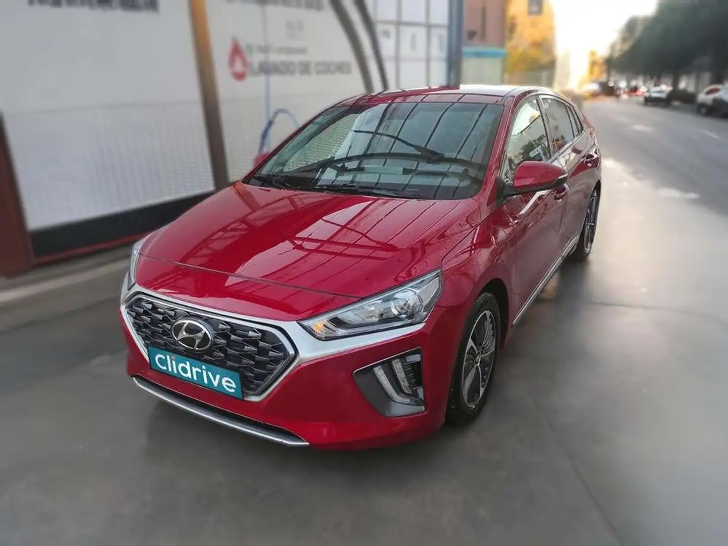 Hyundai IONIQ HEV 1.6 GDI Klass Червоний - 2
