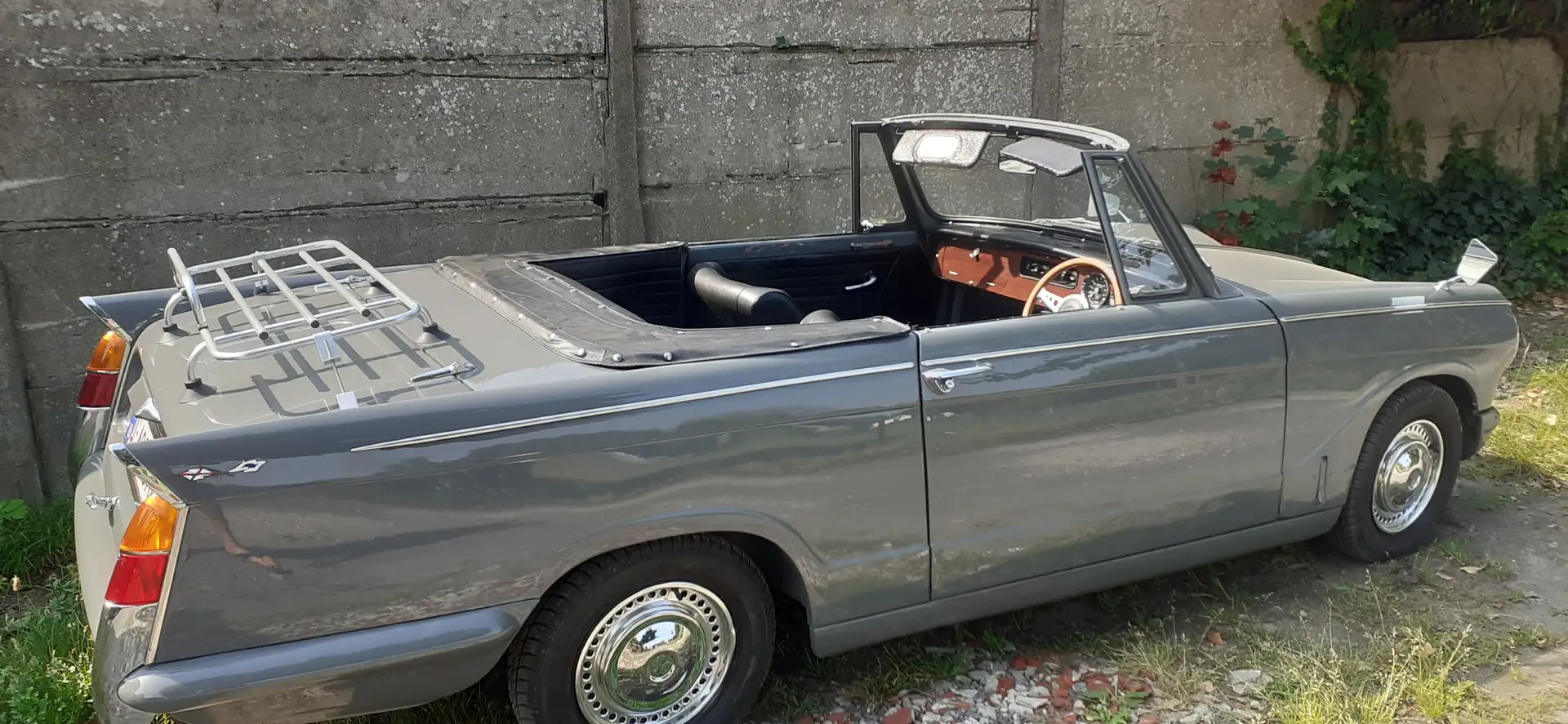 Triumph Herald Grau - 2