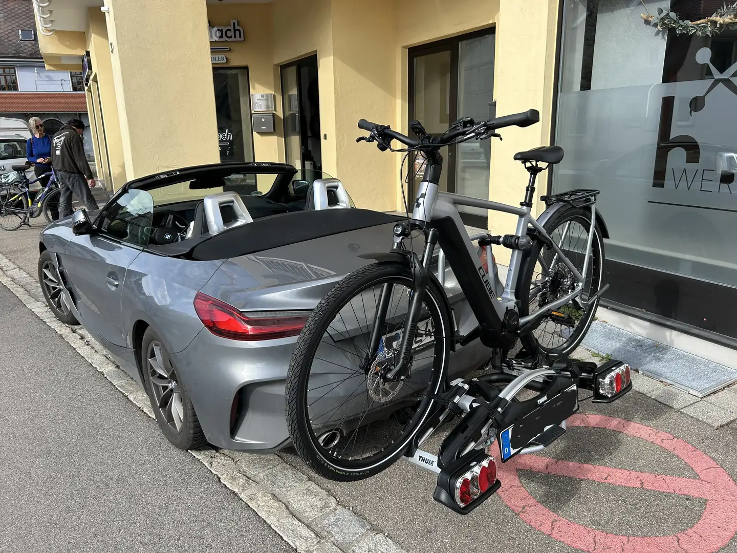 BMW Z4 Z4 sDrive20i Aut.Sport Line Silber - 1