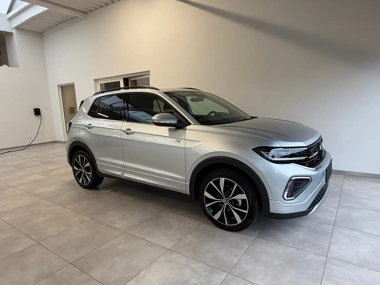 Volkswagen T-Cross T-Cross 1.0 TSI DSG R-Line plus IQ LED Keyless cam Argent - 1