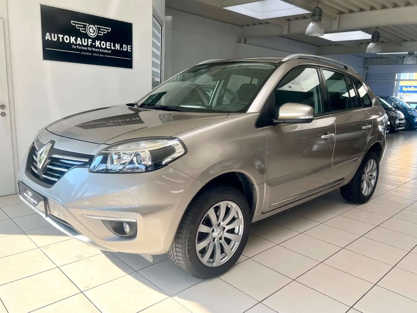 Renault Koleos Paris 2,0 dCi Navi/Klimaautomatik/Alus Beige - 2