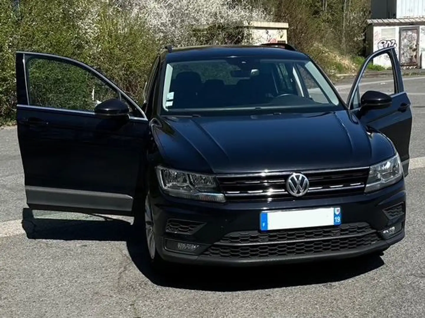 Volkswagen Tiguan Tiguan 2.0 TDI Confortline Business Noir - 1