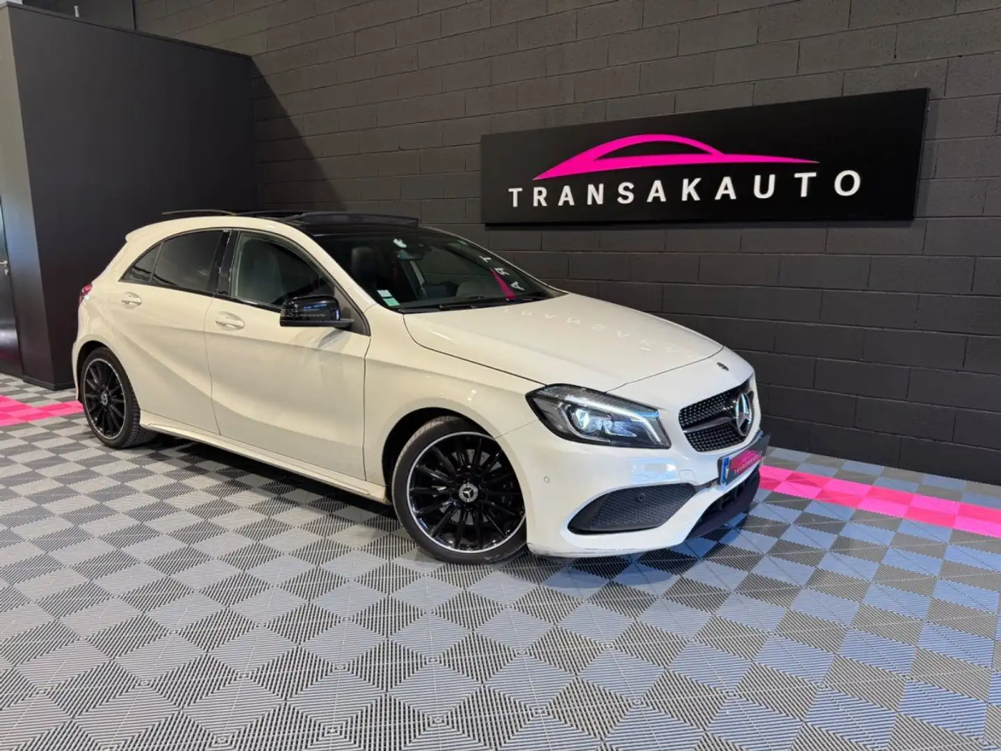 Mercedes-Benz A 220 220d 7G-DCT Fascination Blanc - 1