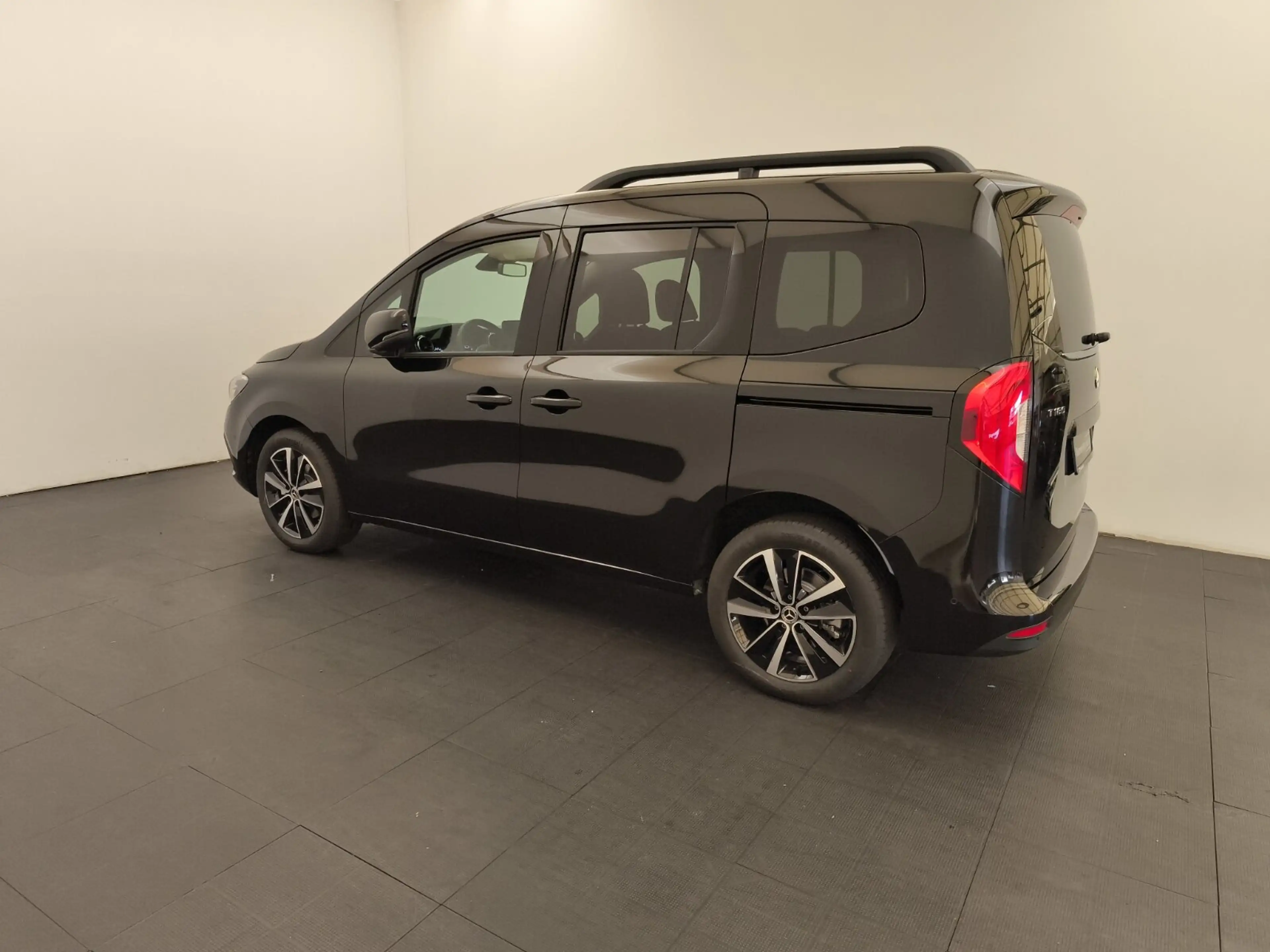 Mercedes-Benz T-Class T-Klasse T 180 Progressive standard EDITION Navi — photo 8