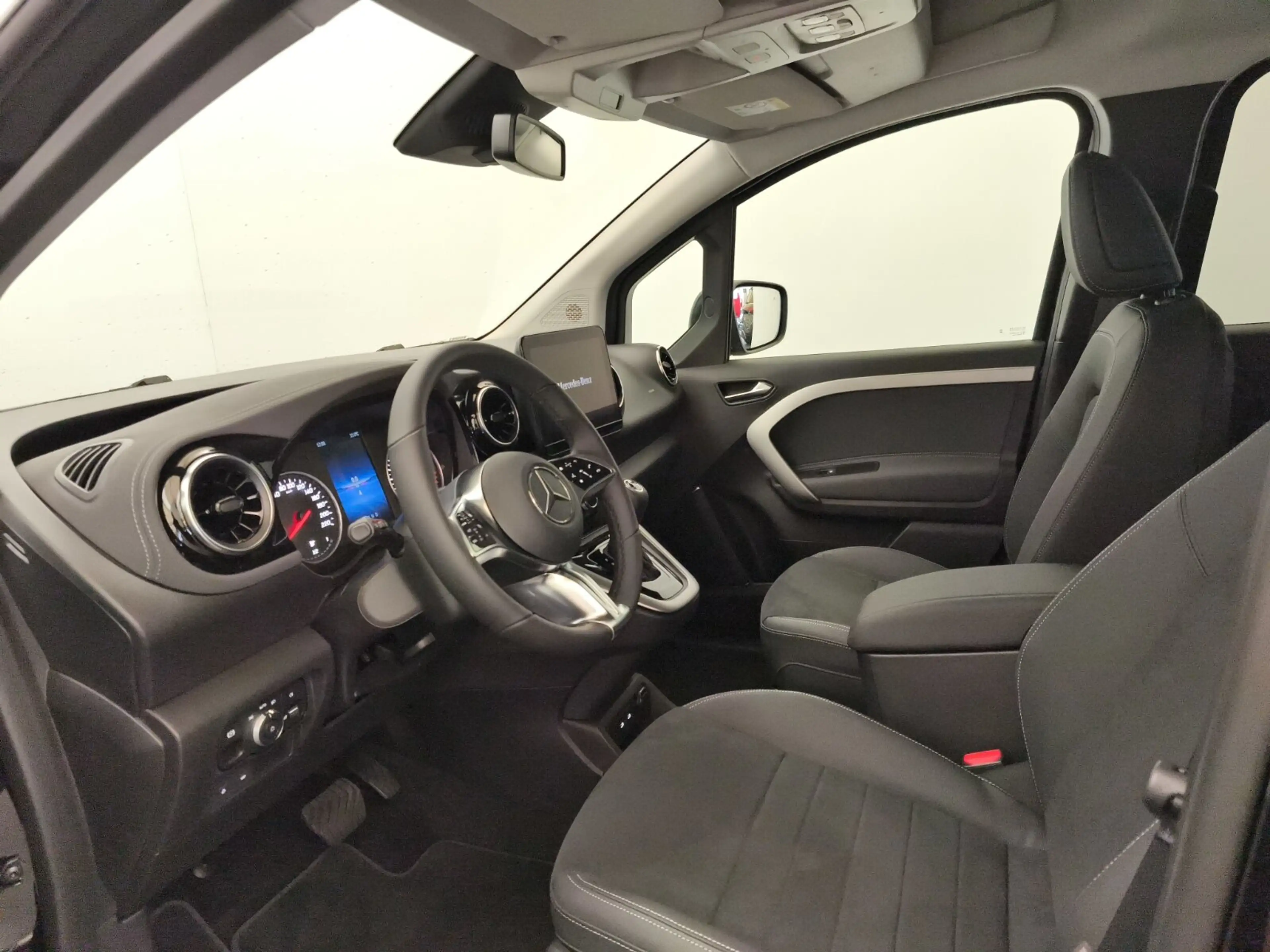 Mercedes-Benz T-Class T-Klasse T 180 Progressive standard EDITION Navi — photo 11