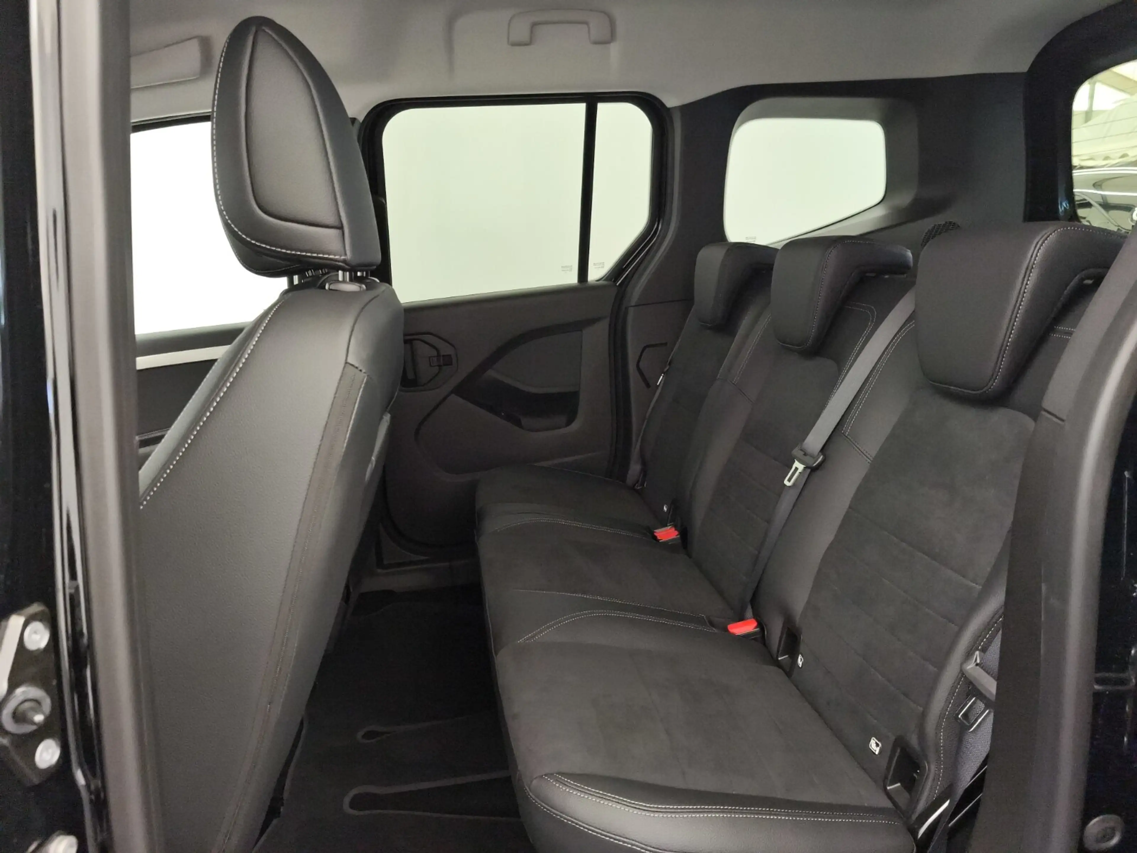 Mercedes-Benz T-Class T-Klasse T 180 Progressive standard EDITION Navi — photo 12