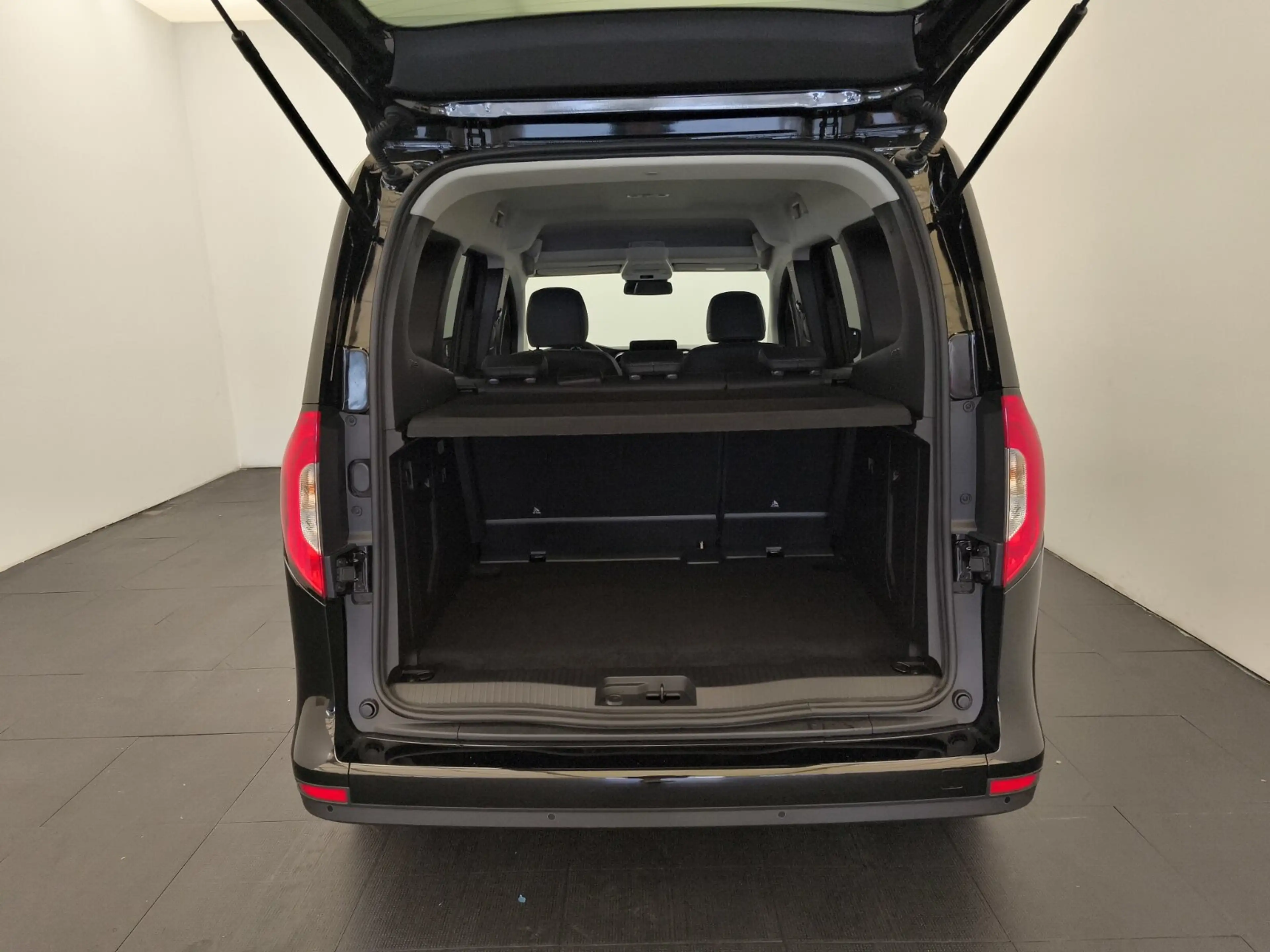 Mercedes-Benz T-Class T-Klasse T 180 Progressive standard EDITION Navi — photo 10