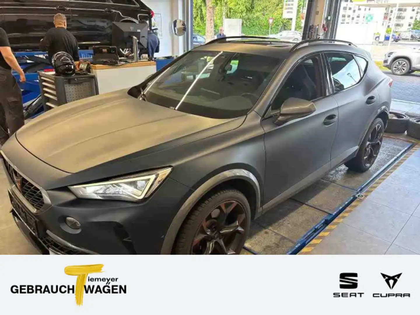 CUPRA Formentor 4D VZ MATT PANO AHK LEDER Blau - 1