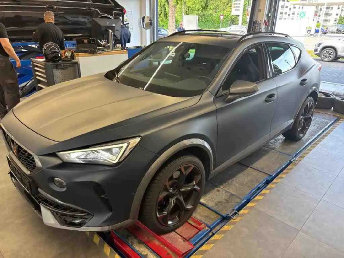 CUPRA Formentor 4D VZ MATT PANO AHK LEDER Blau - 2