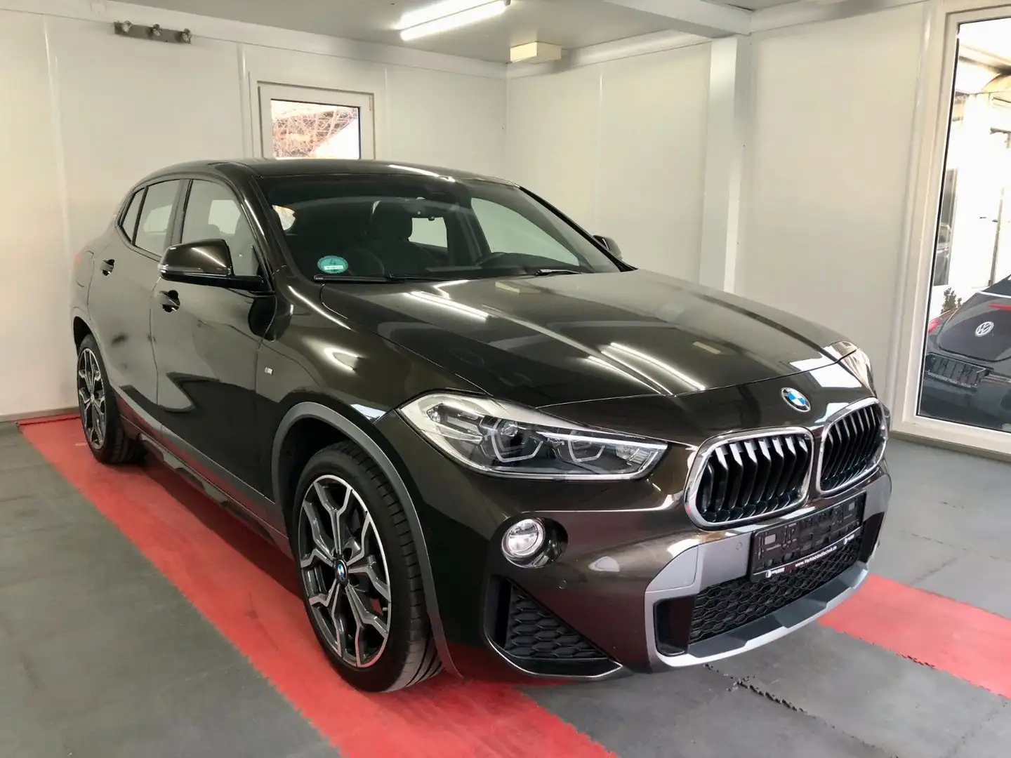 BMW X2 xDrive 20 d M Sport X Marrón - 1