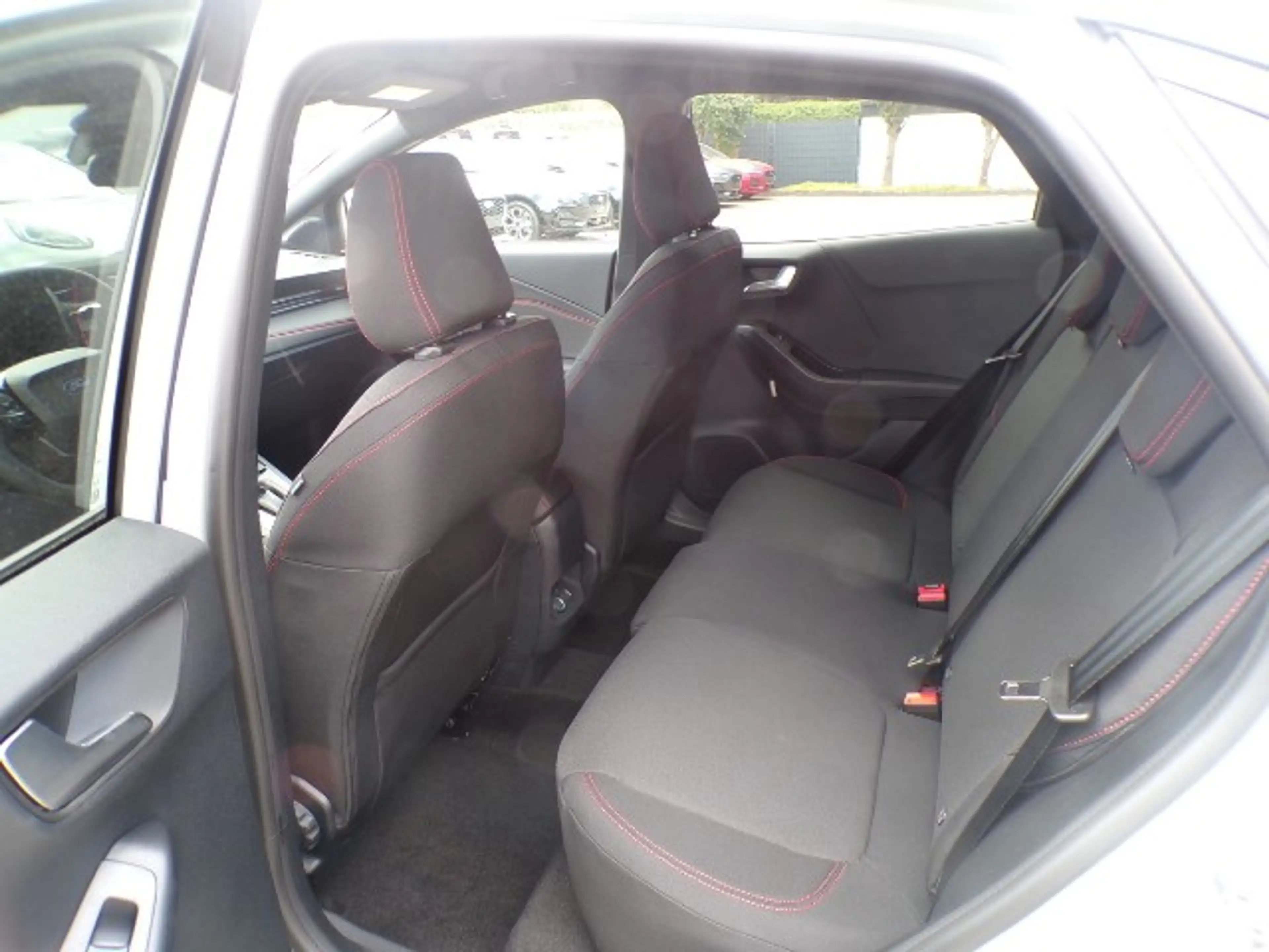 Ford Puma ST Line Automatik 5 Jahre FGS / Winterpaket - PDC — photo 12