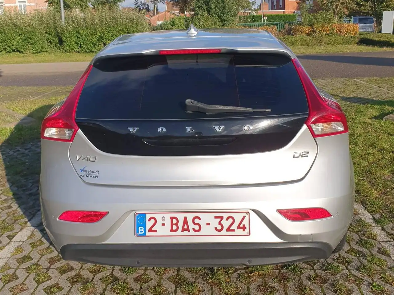 Volvo V40