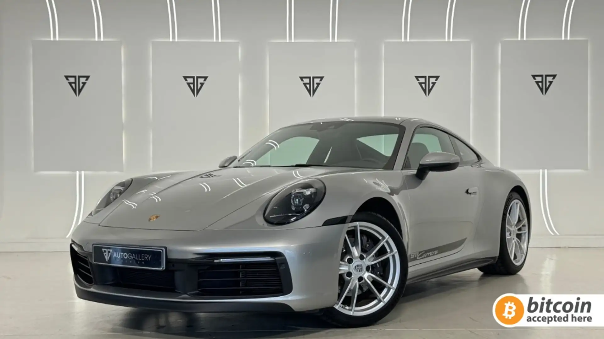 Porsche 992 Carrera Coupé PDK Plateado - 1