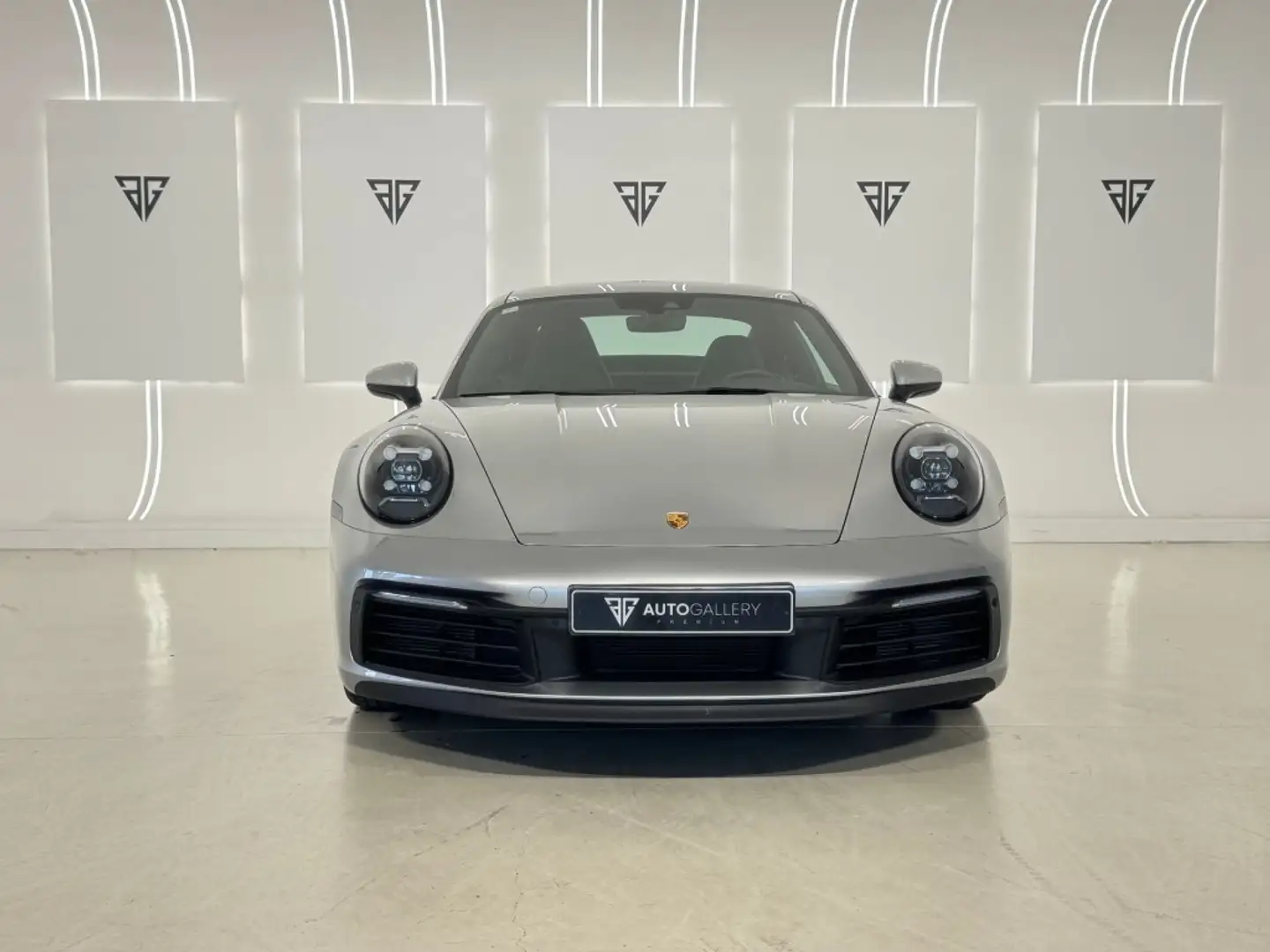 Porsche 992 Carrera Coupé PDK Plateado - 2