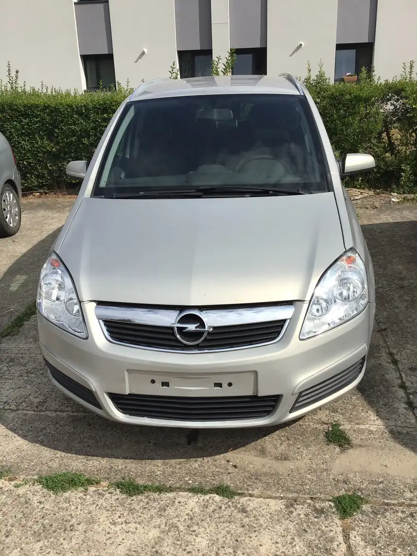 Opel Zafira Zafira 1.9 DTL CDTi Essentia DPF - 1