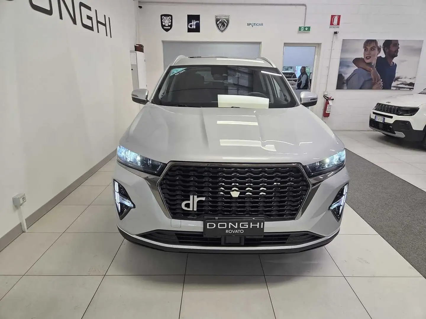 DR Automobiles DR6 dr 6.0 1.6 T-GDI 185cv DCT Bi-Fuel GPL AZIENDALE! Grijs - 2