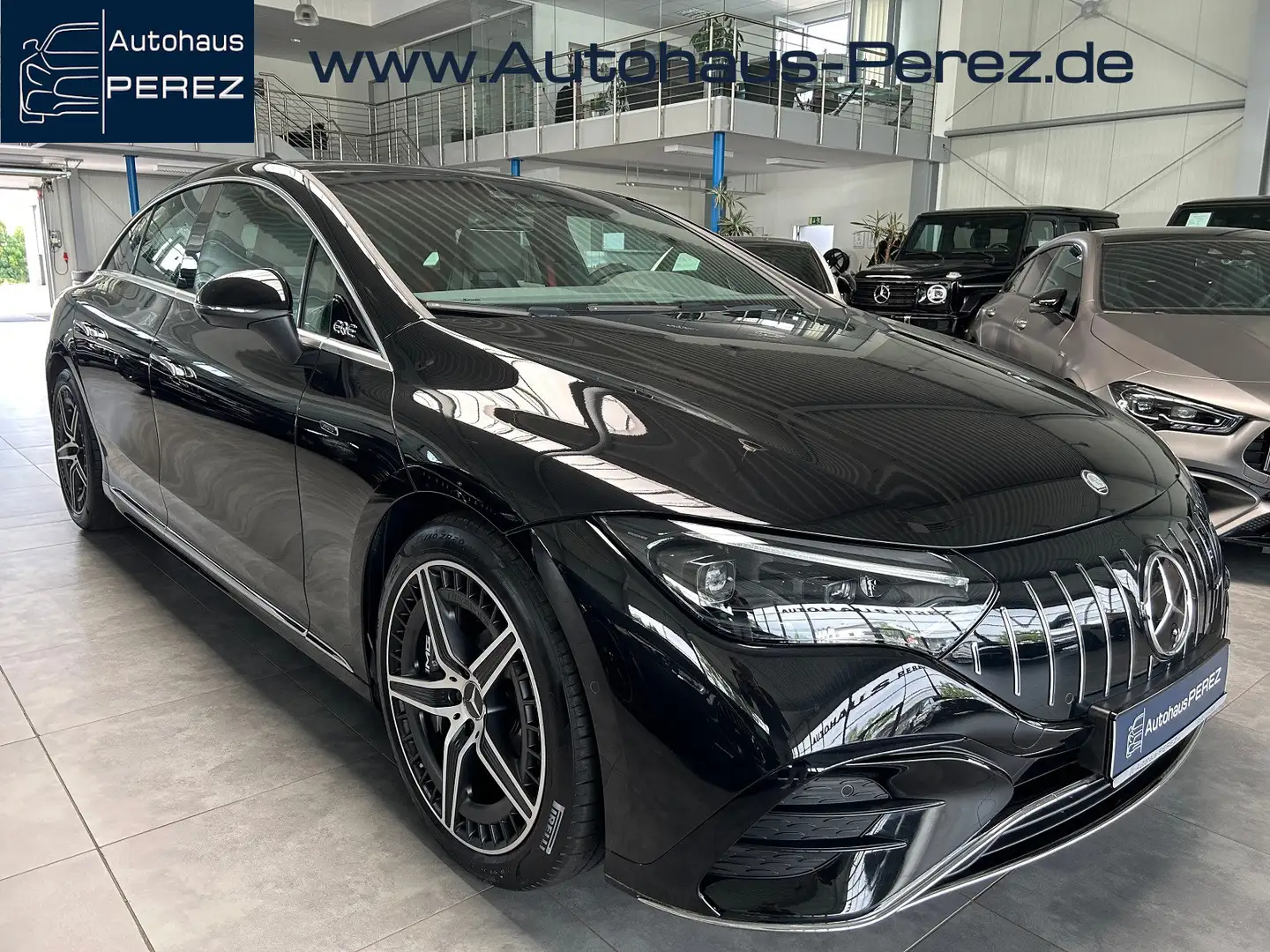 Mercedes-Benz EQE 43 4M Premium+PANO-DISTRONIC-HYPERSCREEN Noir - 1