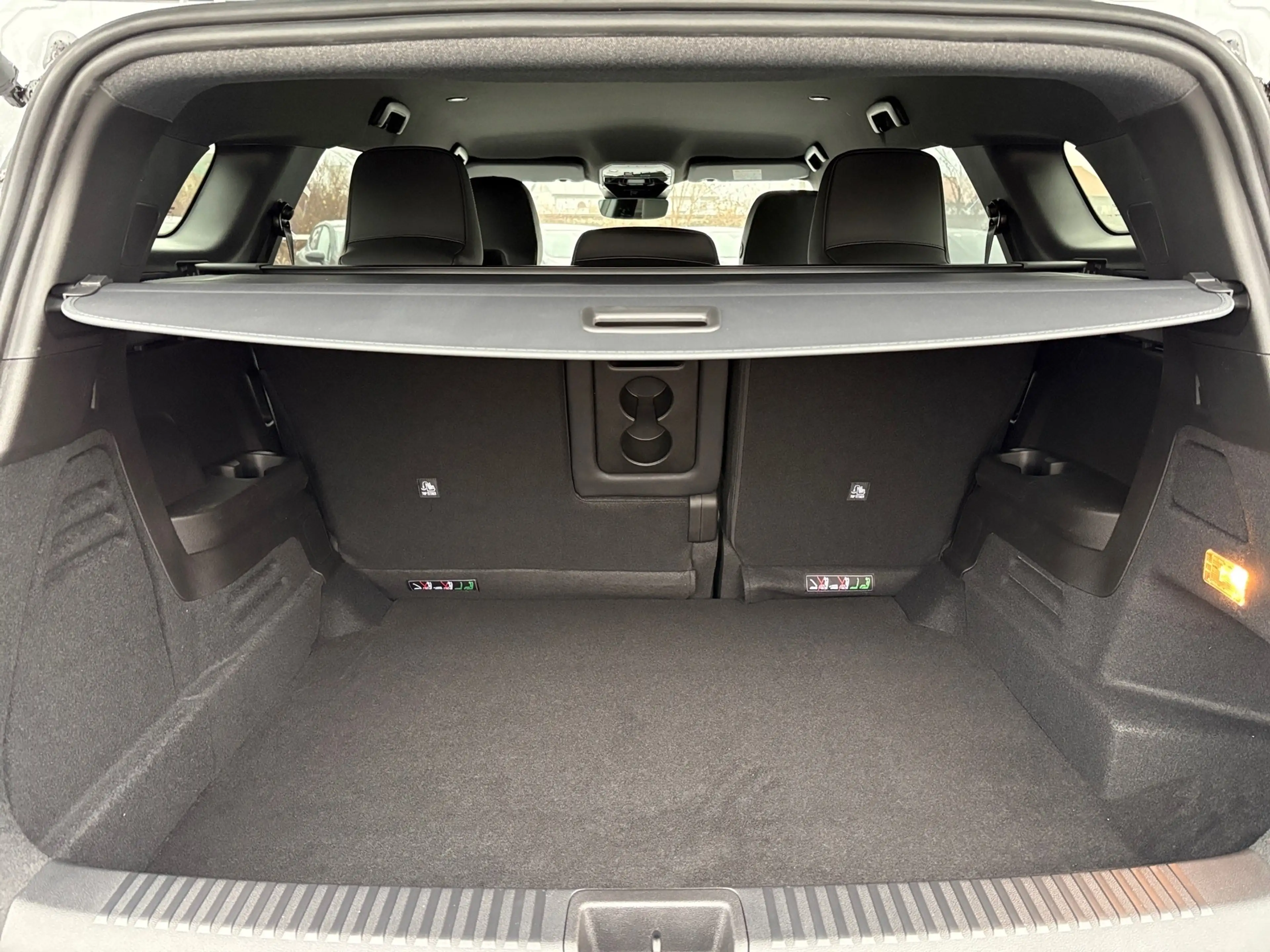 Renault Espace Espace Iconic Full Hybrid E-Tech 200 5-Sitzer — photo 11