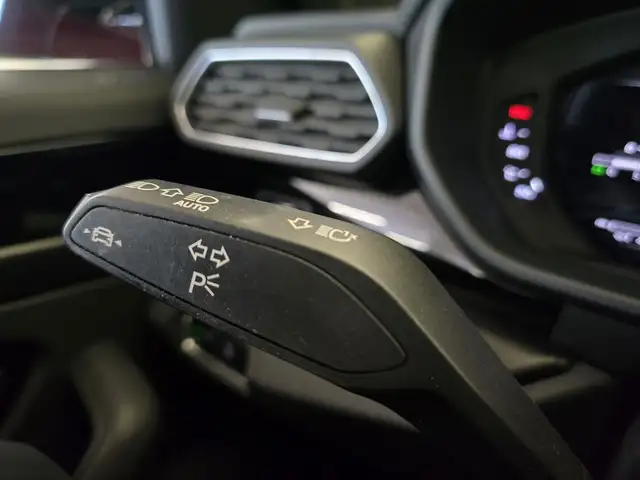 Lamborghini Urus view 21