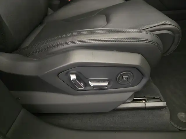 Lamborghini Urus view 27