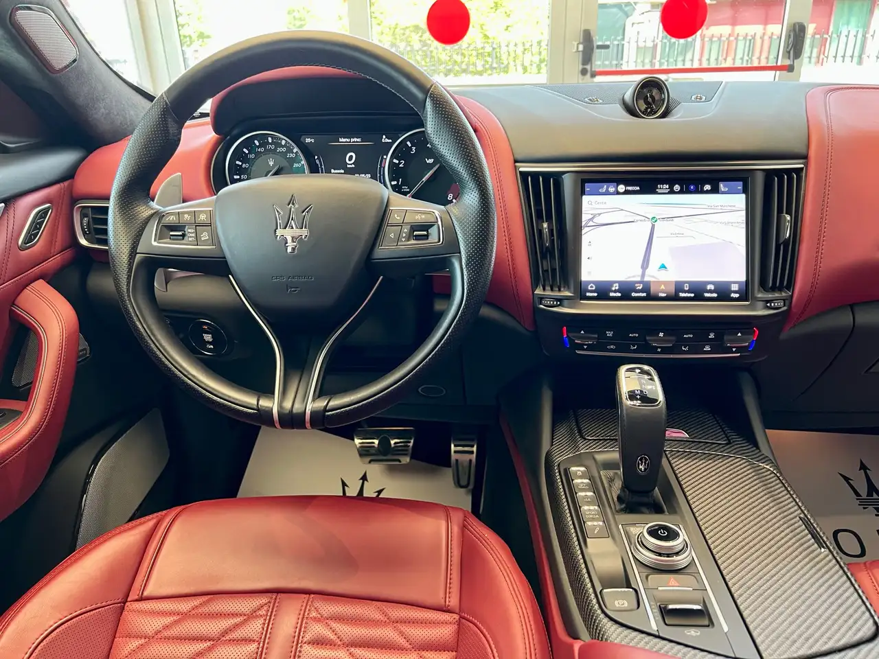 Maserati Levante 2023 — фото 14