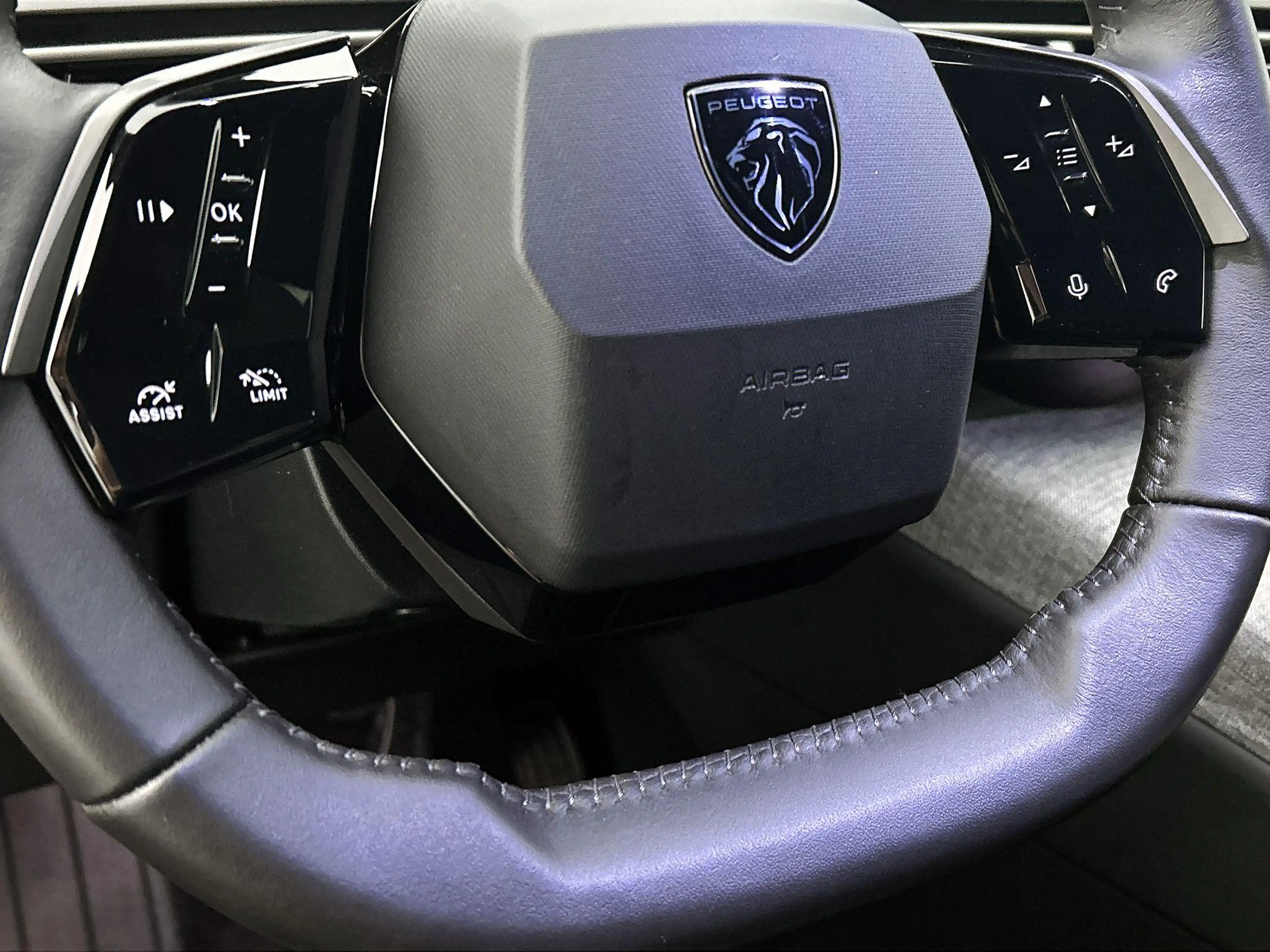 Peugeot 3008 e-3008 Allure 210pk 73 kWh Automaat | 3 FASE | Nav — photo 13