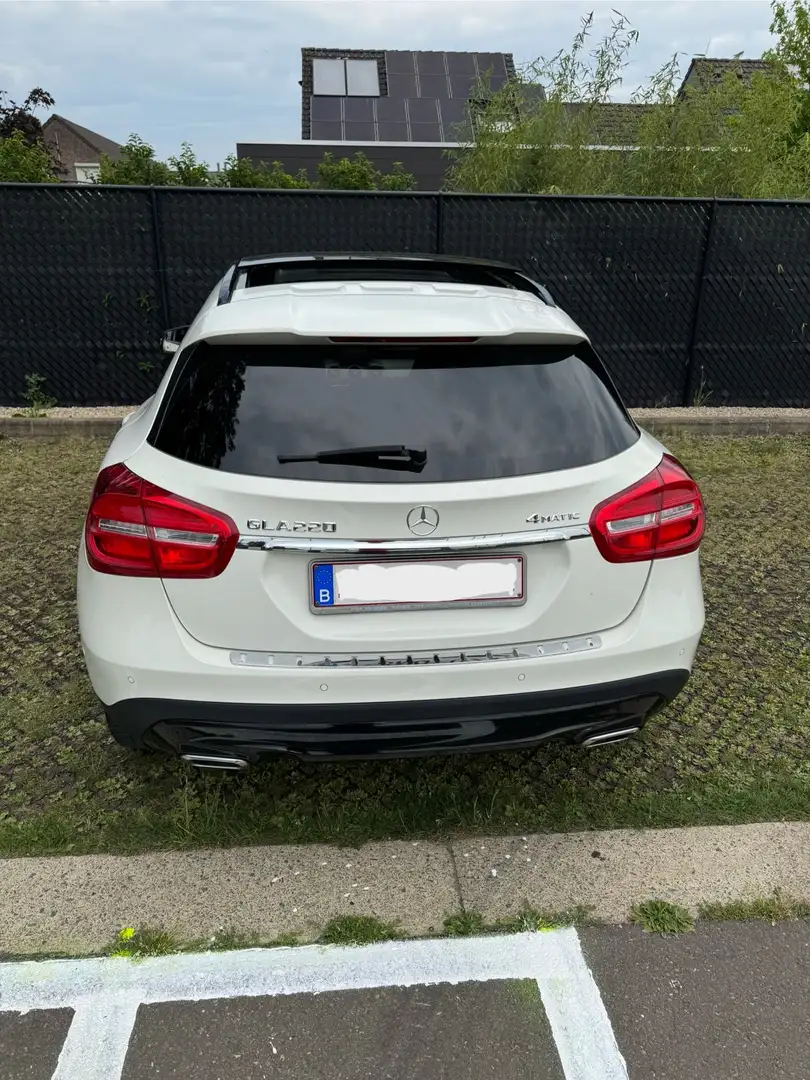 Mercedes-Benz GLA 200 4 matic - 2