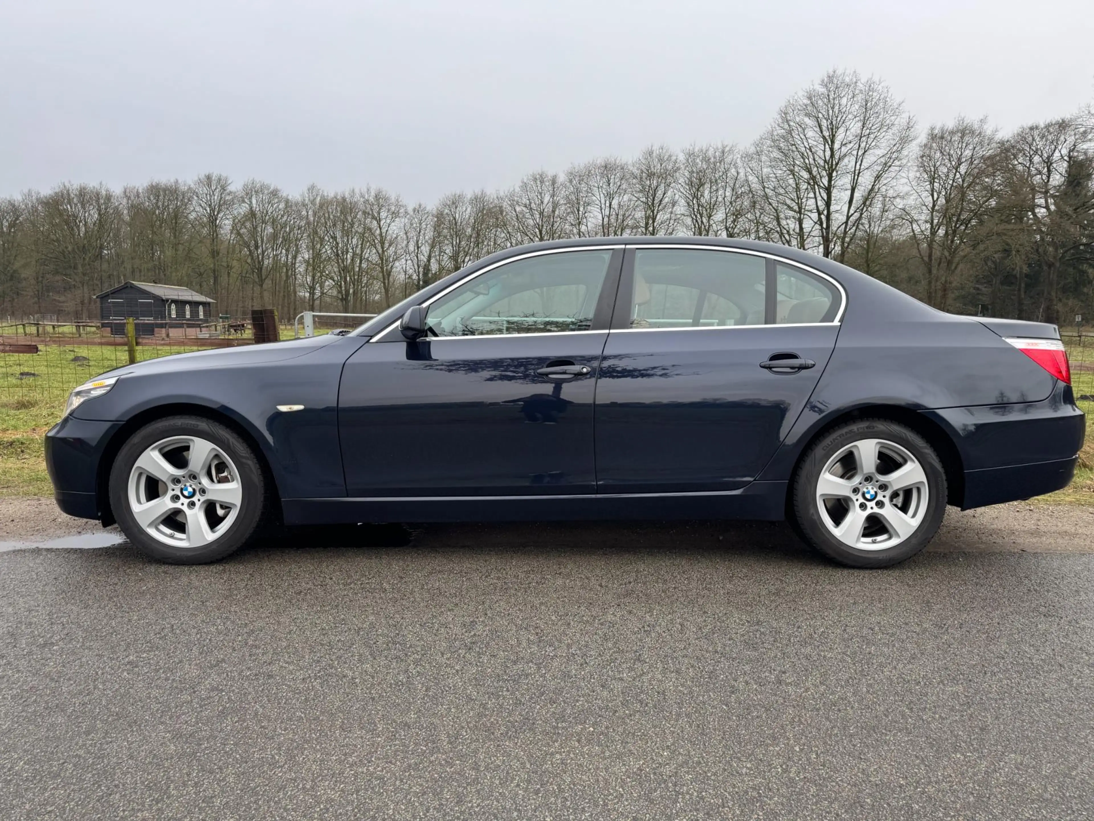 BMW 535 5-serie 535XI 4wd prachtige auto 299pk — photo 3
