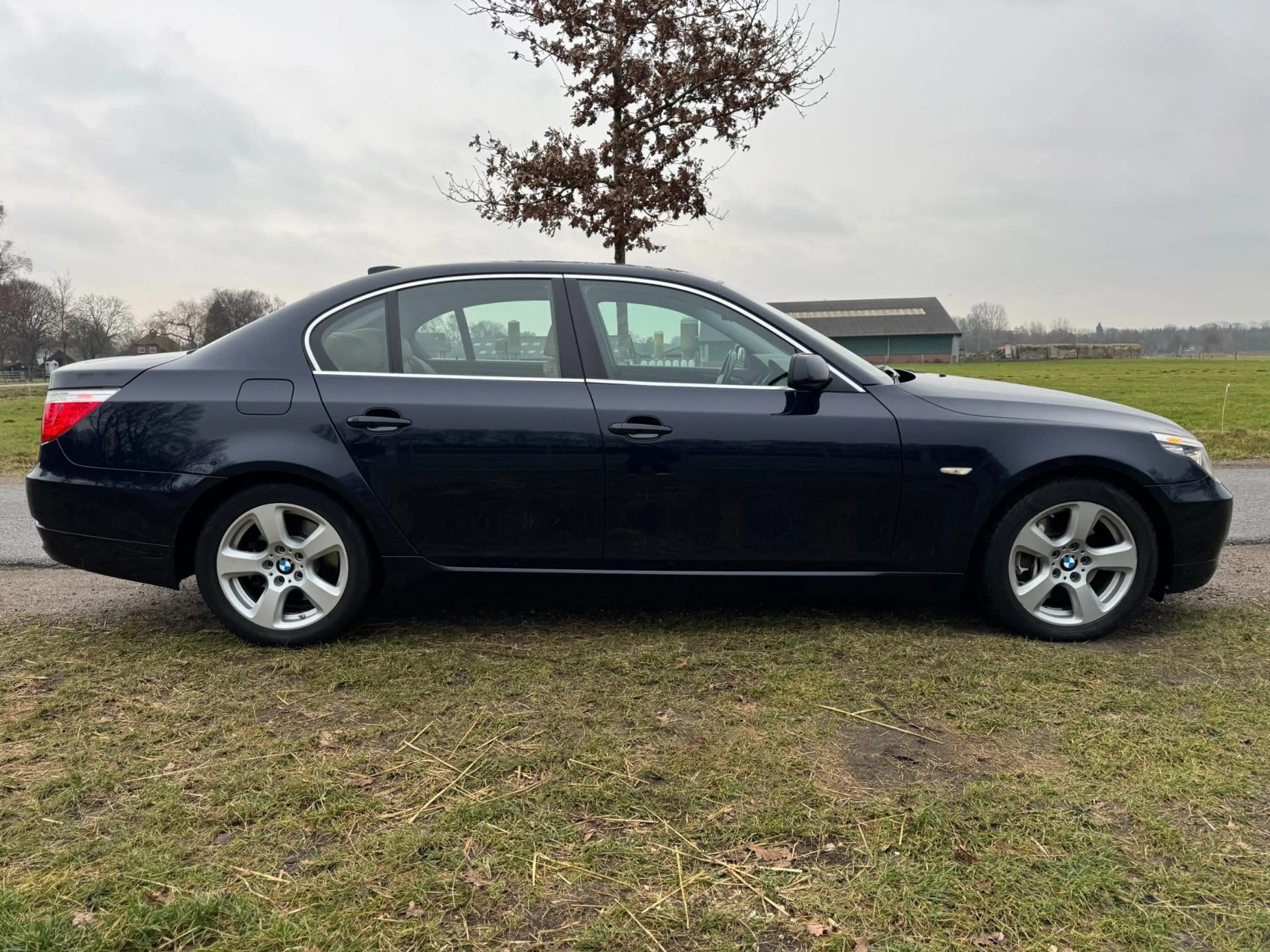 BMW 535 5-serie 535XI 4wd prachtige auto 299pk — photo 4