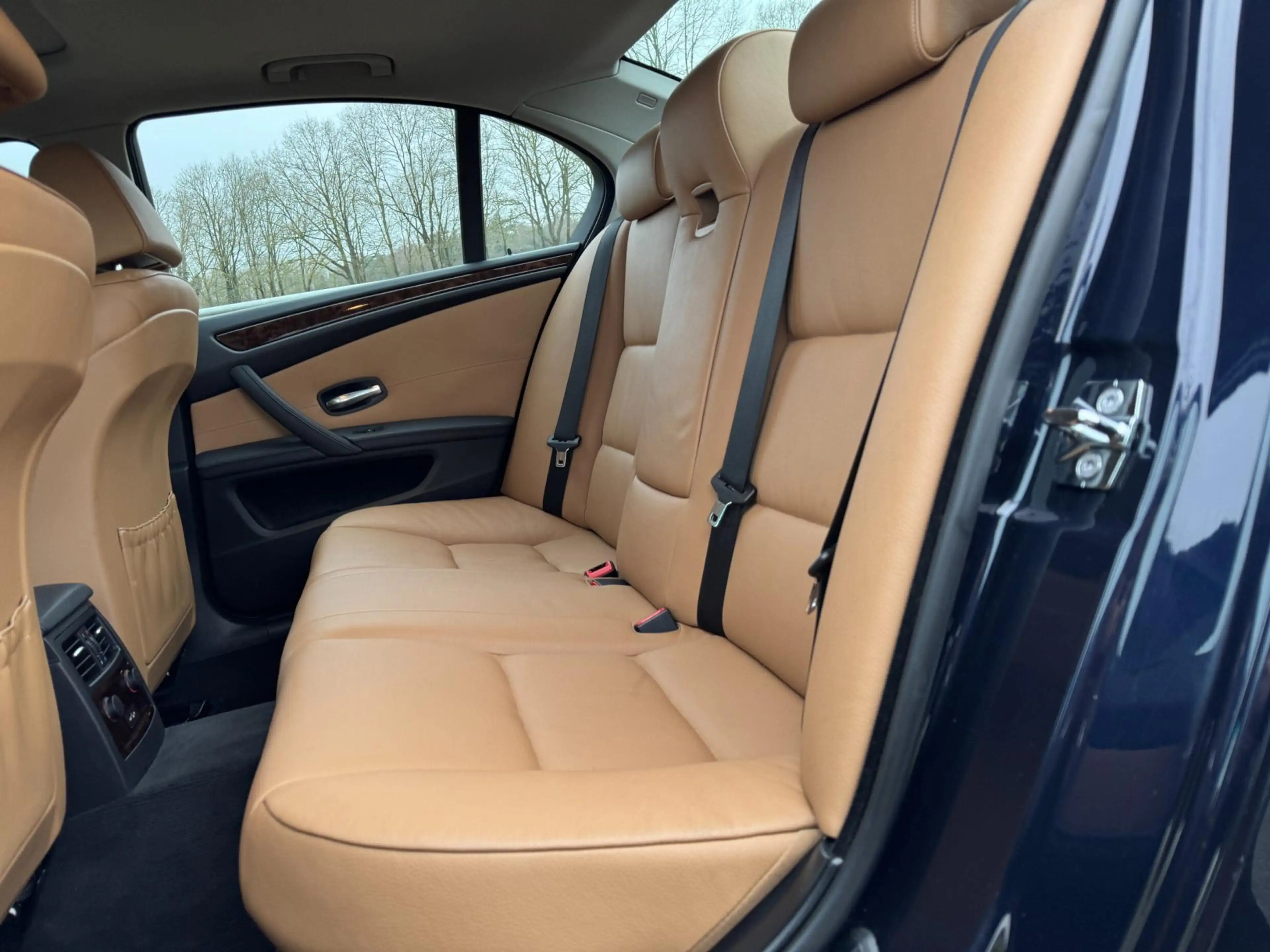 BMW 535 5-serie 535XI 4wd prachtige auto 299pk — photo 8