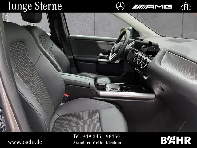 Mercedes-Benz Gla view 5