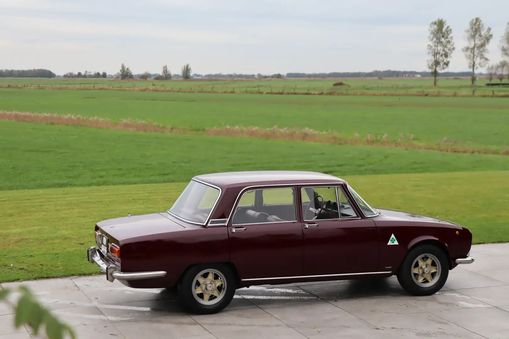 Alfa Romeo 1750 Berlina Series 2 Rouge - 2
